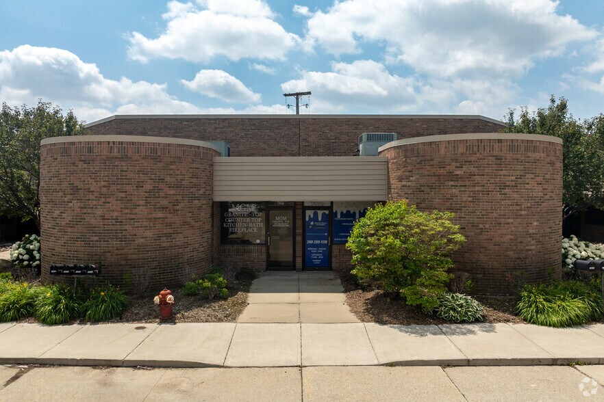 7314-7515 19 Mile Rd, Sterling Heights, MI à louer - Photo du bâtiment - Image 3 de 7