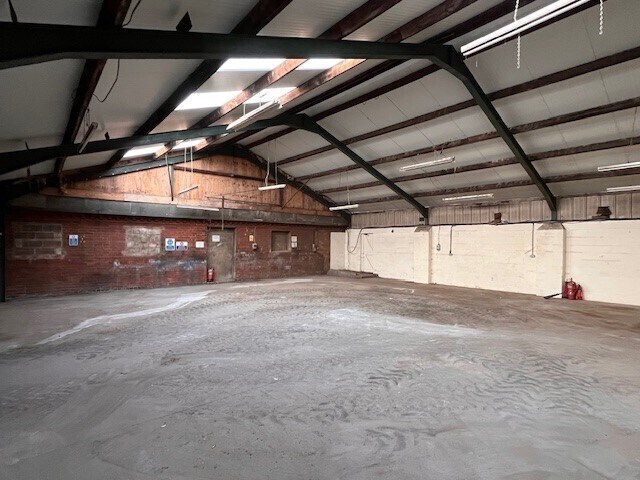 Unit 4 Old Barn Farm, Rosliston Rd, Walton On Trent à louer - Photo intérieure - Image 2 de 3
