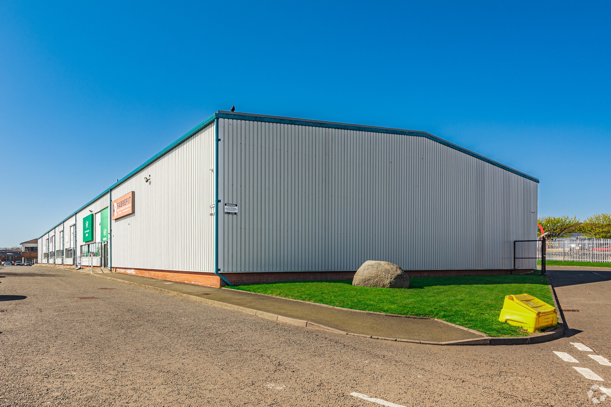 8 Westerton Rd, Broxburn for lease Building Photo- Image 1 of 3