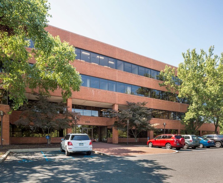 200 Continental Dr, Newark, DE à louer - Photo du bâtiment - Image 2 de 2