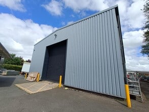Turnpike Clos, Grantham for lease Building Photo- Image 2 of 15