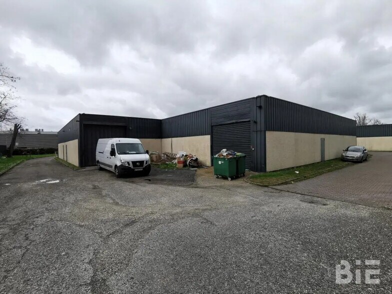 Flex in Mérignac for lease - Building Photo - Image 1 of 5