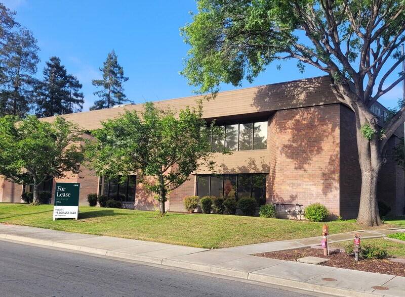 1155 N 1st St, San Jose, CA à louer - Photo du bâtiment - Image 2 de 3