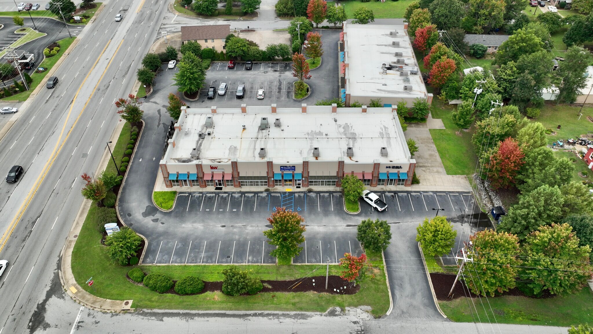 1707 John B White SR Blvd, Spartanburg, SC à louer Photo du bâtiment- Image 1 de 8