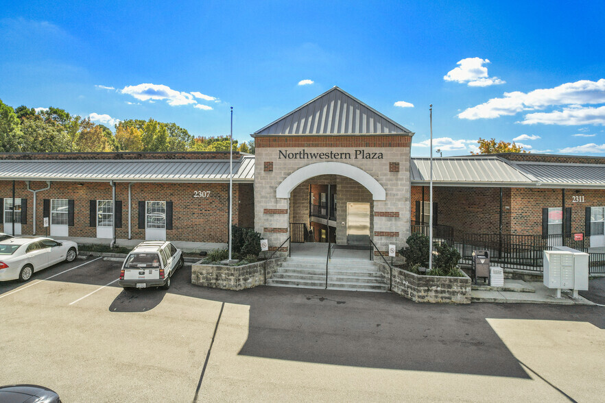 Greensboro Office Portfolio portefeuille de 2 propriétés à vendre sur LoopNet.ca - Photo principale - Image 1 de 2