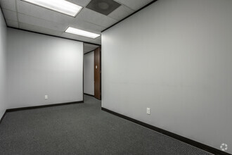 2211 Norfolk St, Houston, TX for lease Interior Photo- Image 2 of 7