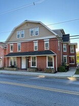 142 E Evergreen St, West Grove PA - Services immobiliers commerciaux