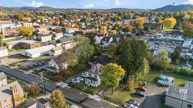 228 S Clay St, Zelienople, PA - AERIAL  map view