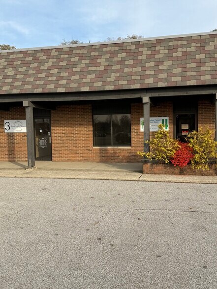 105 5th St SE, Barberton, OH for sale - Building Photo - Image 2 of 11