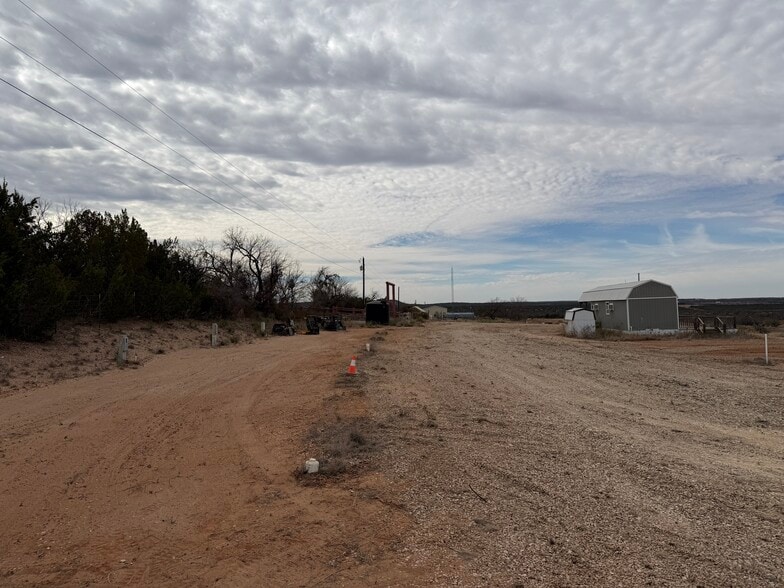800 County Road 214, Sweetwater, TX for sale - Building Photo - Image 3 of 9