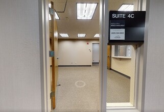 3825 Highland Ave, Downers Grove, IL for lease Matterport 3D Scan- Image 1 of 2