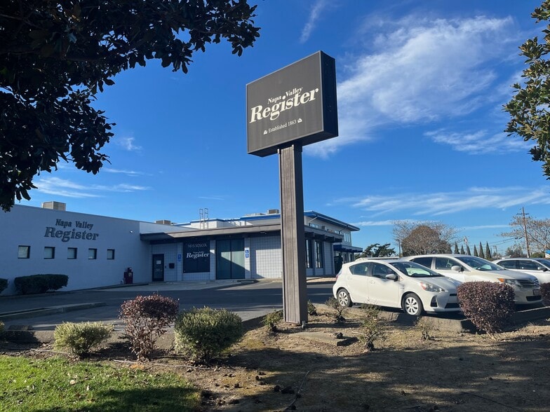 1615 Soscol Ave, Napa, CA for lease - Building Photo - Image 1 of 11