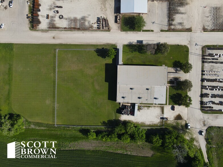 1101 Woods St, Gainesville, TX for lease - Building Photo - Image 3 of 13