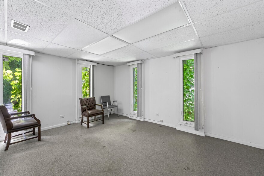 7227 W 127th St, Palos Heights, IL à vendre - Photo du bâtiment - Image 3 de 18