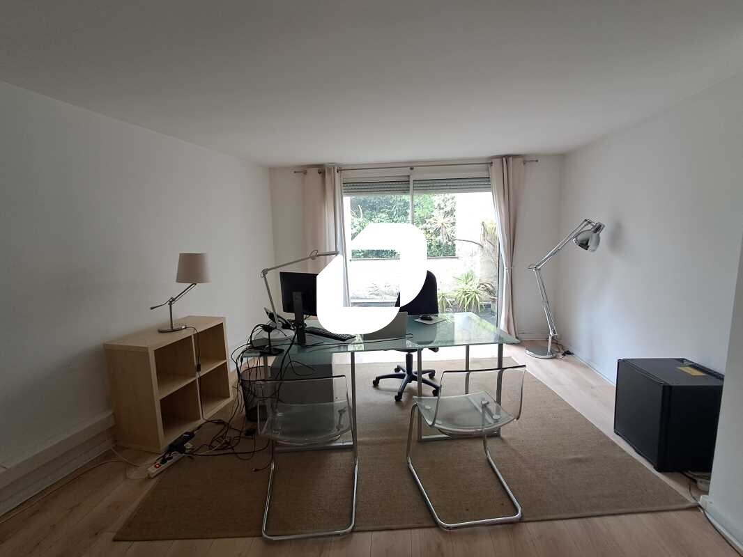 Bureau dans Bordeaux à louer Photo intérieure- Image 1 de 18