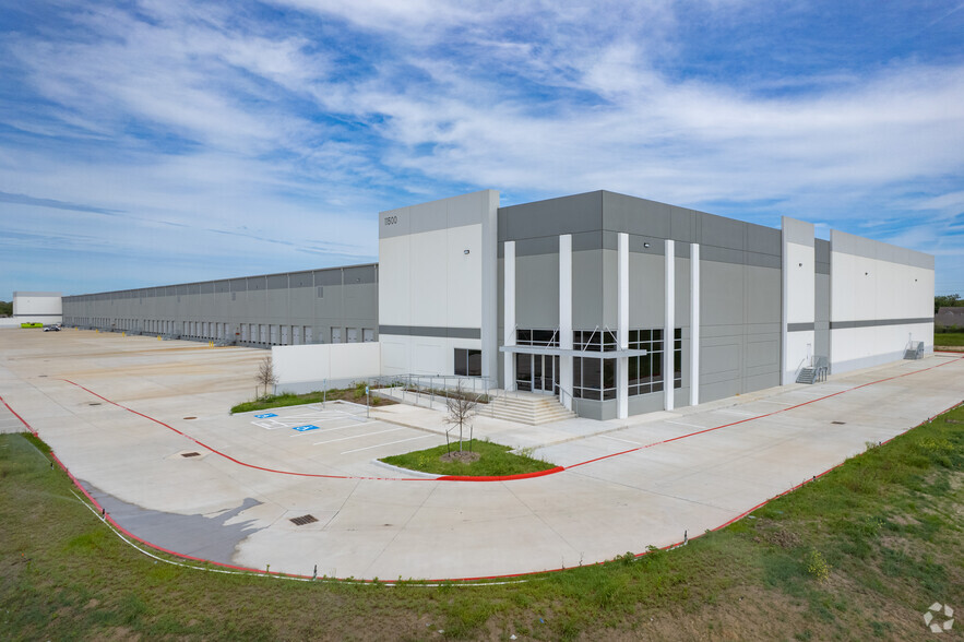 11500 Antoine, Houston, TX for lease - Building Photo - Image 2 of 7