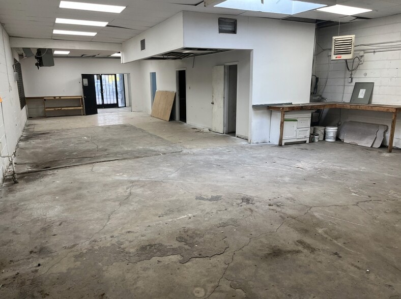 6499 Federal Blvd, Denver, CO à louer - Photo intérieure - Image 2 de 4