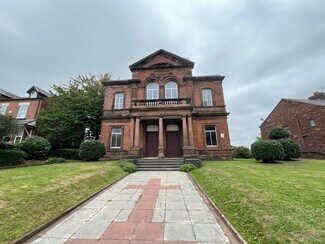 Plus de détails pour 70 Nutgrove Rd, St Helens - Spécialité à vendre