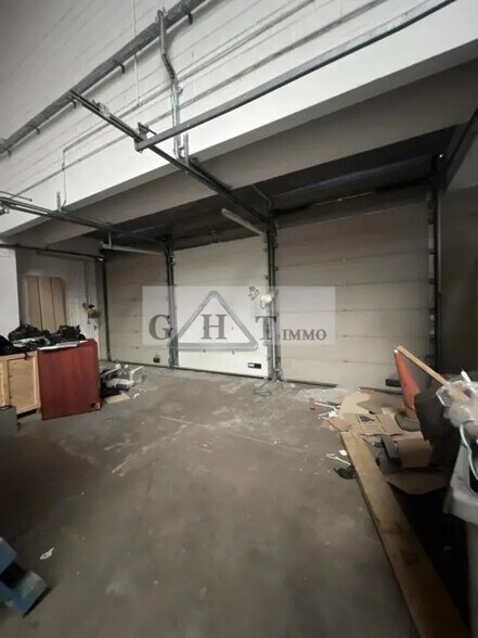 Industrial in Saint-Ouen-sur-Seine for lease - Interior Photo - Image 3 of 15