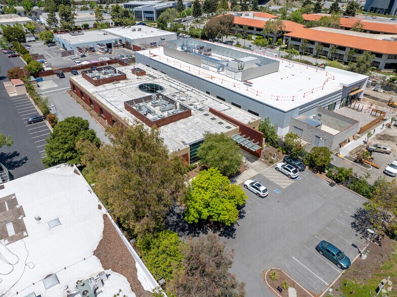 4025 Bohannon Dr, Menlo Park, CA à louer - Aérien - Image 2 de 12