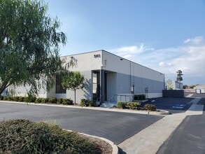 521-529 S State College Blvd, Fullerton, CA for lease Building Photo- Image 1 of 10