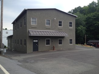 Plus de détails pour 2214 Farmington Ave, Boyertown, PA - Industriel/Logistique à louer