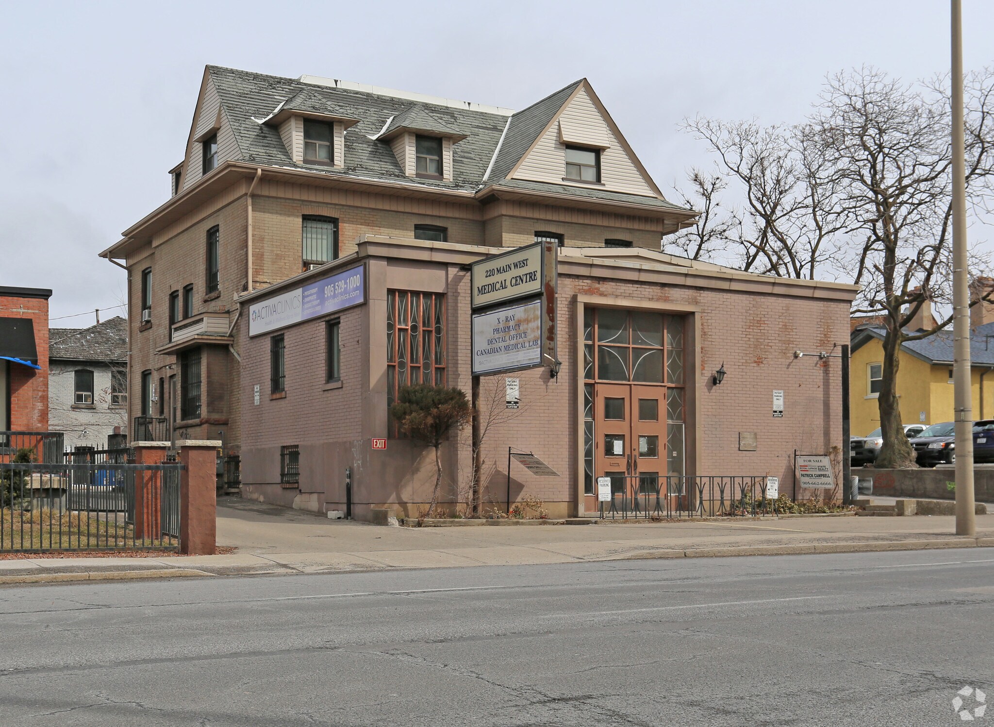 220 Main St W, Hamilton, ON for sale Primary Photo- Image 1 of 1
