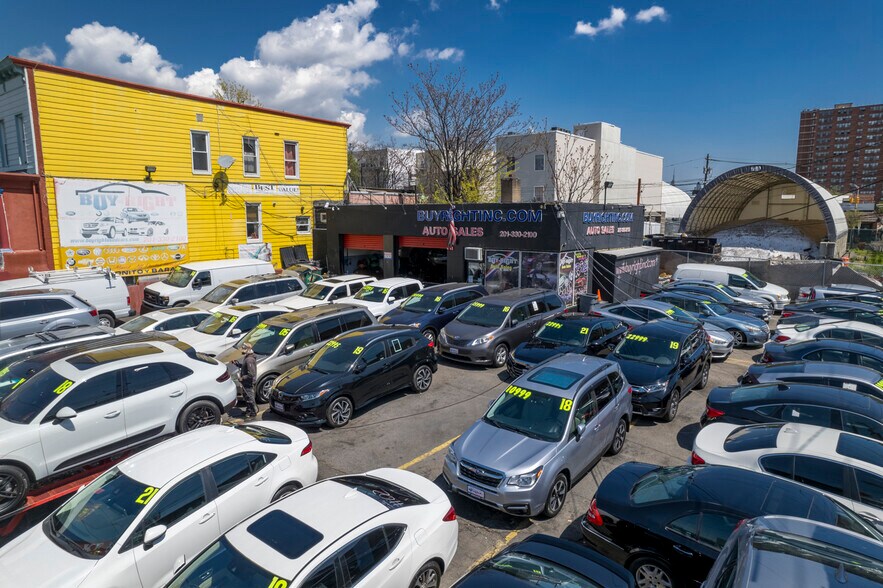 500 Kennedy Blvd, Union City, NJ à louer - Photo du bâtiment - Image 3 de 5