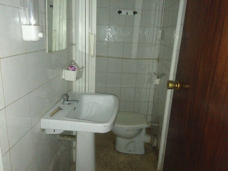 Commerce de détail dans Cáceres à vendre - Photo du bâtiment - Image 3 de 4