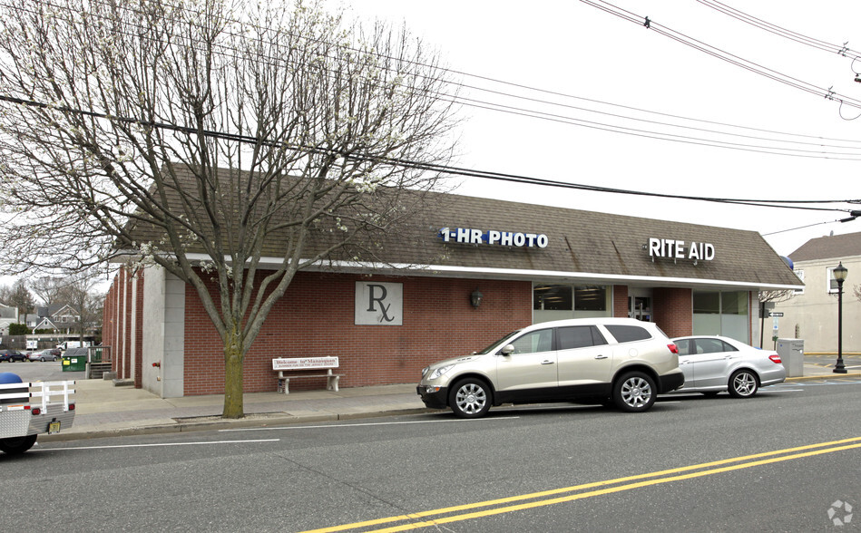 149 Main St, Manasquan, NJ for lease - Building Photo - Image 2 of 2