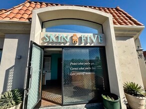 970 Monument St, Pacific Palisades, CA à louer Photo du bâtiment- Image 1 de 9