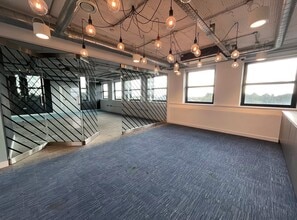 300 Poole Rd, Poole for lease Interior Photo- Image 1 of 3