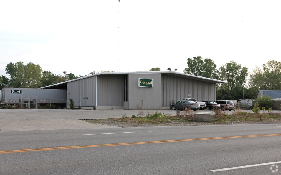 5036 Gardner Ave, Kansas City, MO for lease - Primary Photo - Image 1 of 3