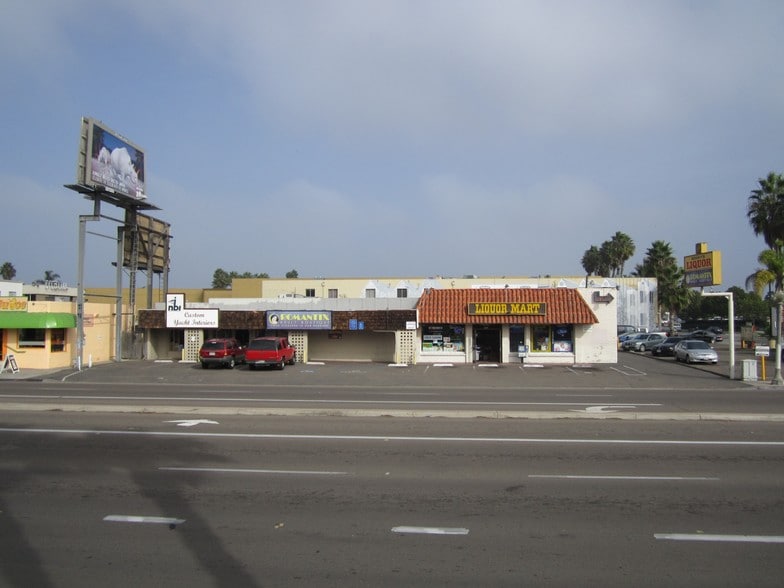 3604-3610 Midway Dr, San Diego, CA for lease - Building Photo - Image 2 of 5