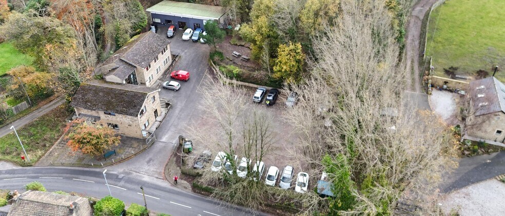 West Chevin Rd, Otley à vendre - Photo du bâtiment - Image 3 de 7