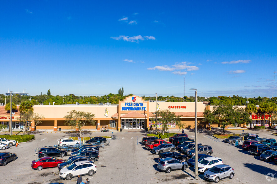 18302-18380 NW 7th Ave, Miami, FL for lease - Building Photo - Image 3 of 11