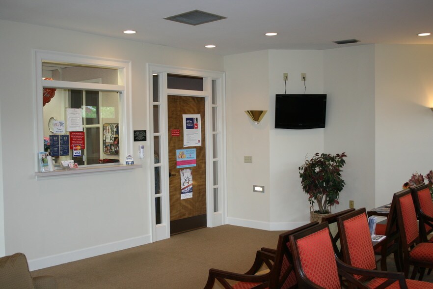 959 17th St, Columbus, GA à vendre - Photo du bâtiment - Image 2 de 12