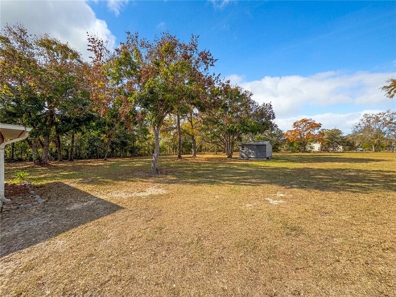 9421 Sunshine Grove Rd, Brooksville, FL à vendre - Photo du bâtiment - Image 3 de 9
