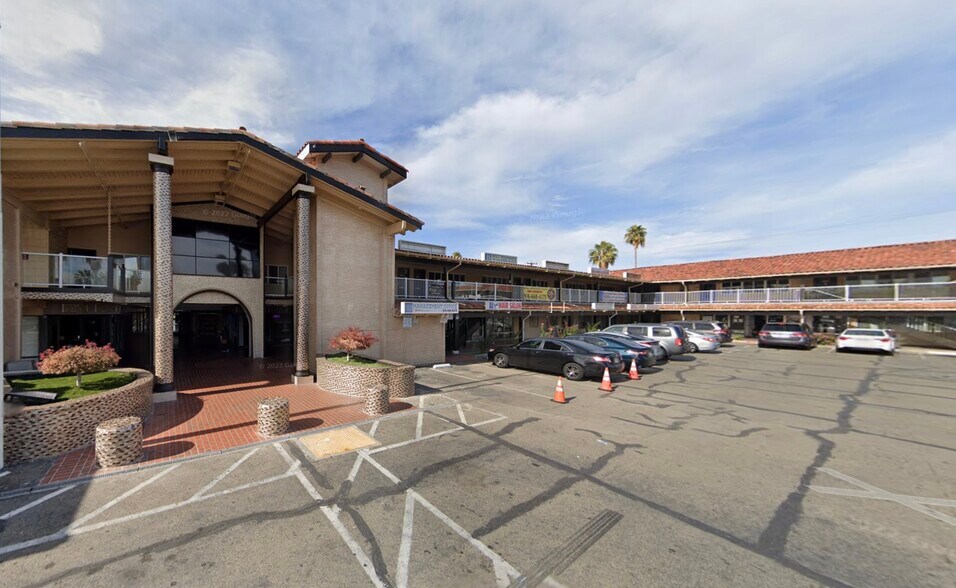 2917-2999 Fulton Ave, Sacramento, CA à vendre - Photo du bâtiment - Image 2 de 19