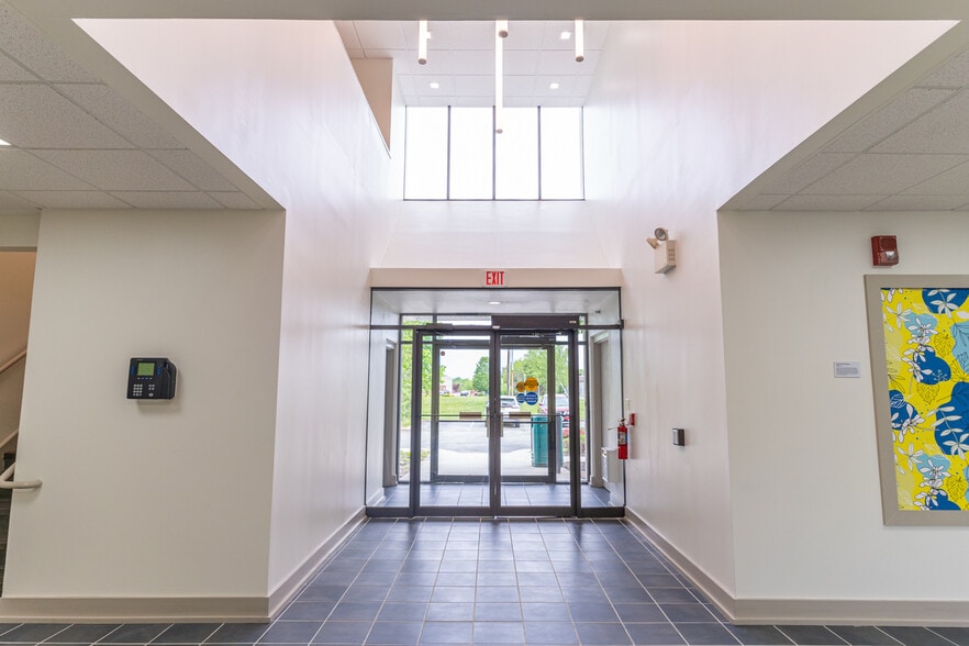 499 Beckett Rd, Swedesboro, NJ for lease - Interior Photo - Image 2 of 5