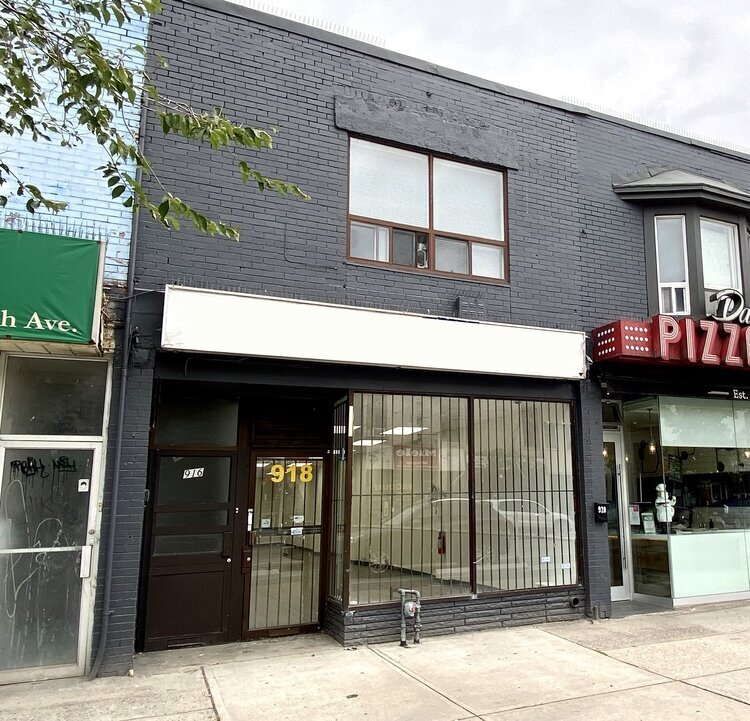 918 Danforth Ave, Toronto, ON à vendre Photo du bâtiment- Image 1 de 1