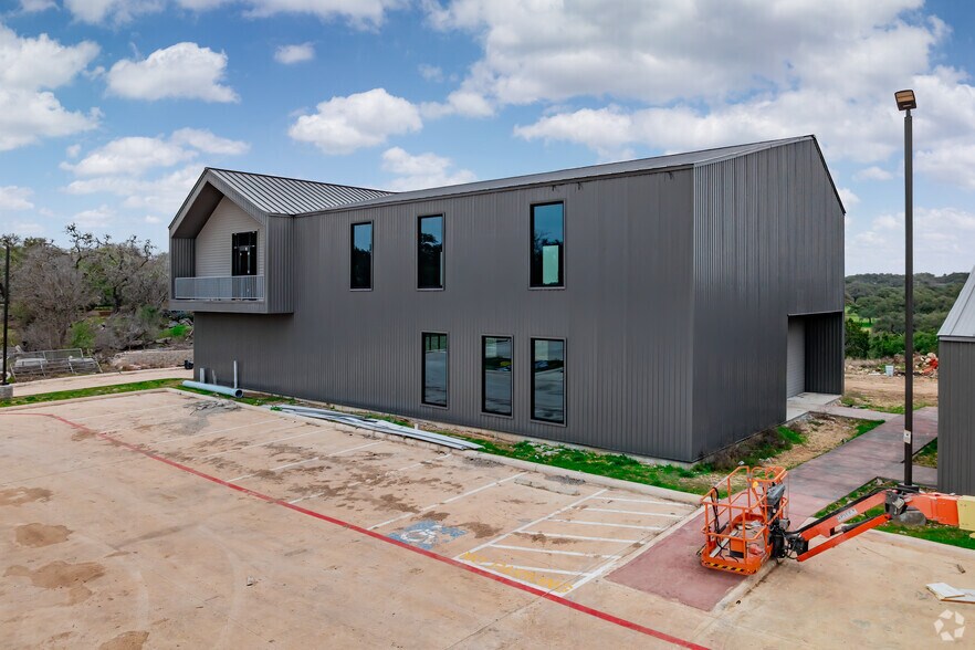 17206 Blanco Rd, San Antonio, TX for sale - Building Photo - Image 1 of 8