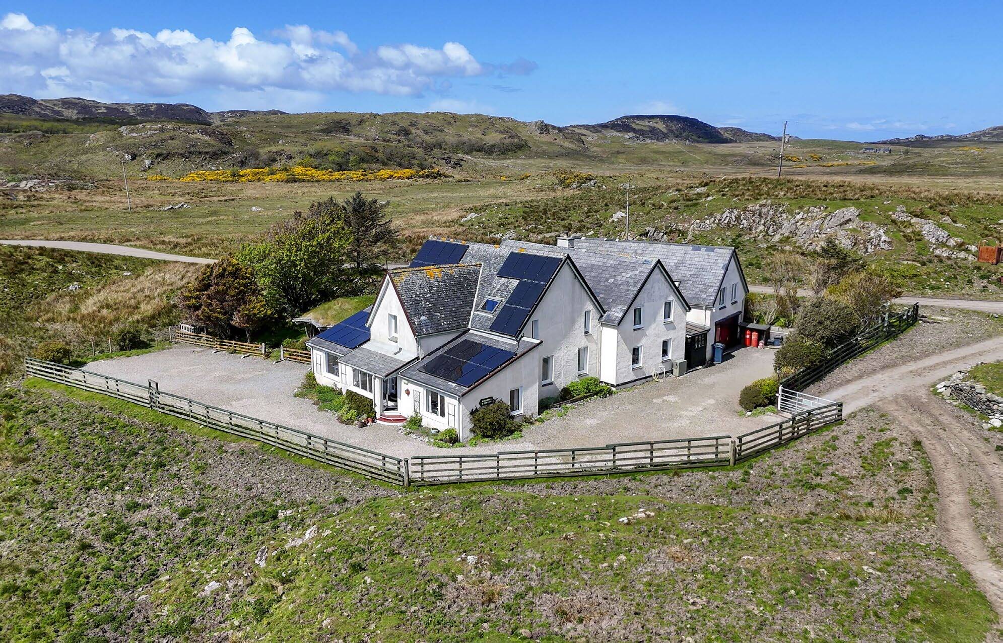 Uisken, Isle Of Mull for sale Building Photo- Image 1 of 10