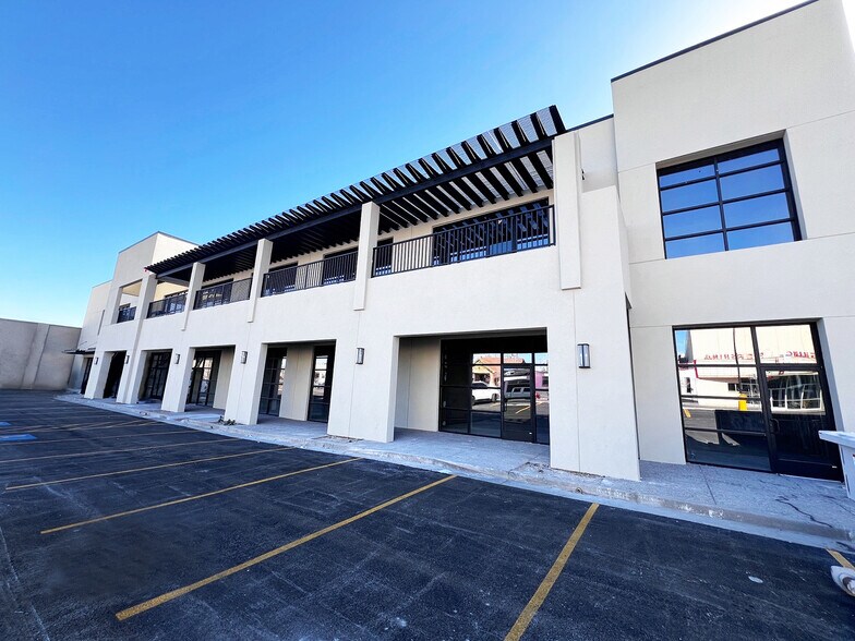 2900 Pershing Dr, El Paso, TX for lease - Primary Photo - Image 1 of 13