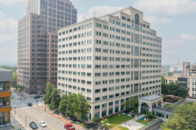 Plus de détails pour 75 S Clinton Ave, Rochester, NY - Bureau à louer