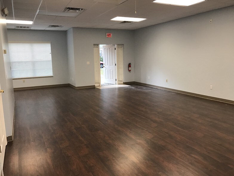 523 Wekiva Commons Cir, Apopka, FL à louer - Photo intérieure - Image 2 de 33