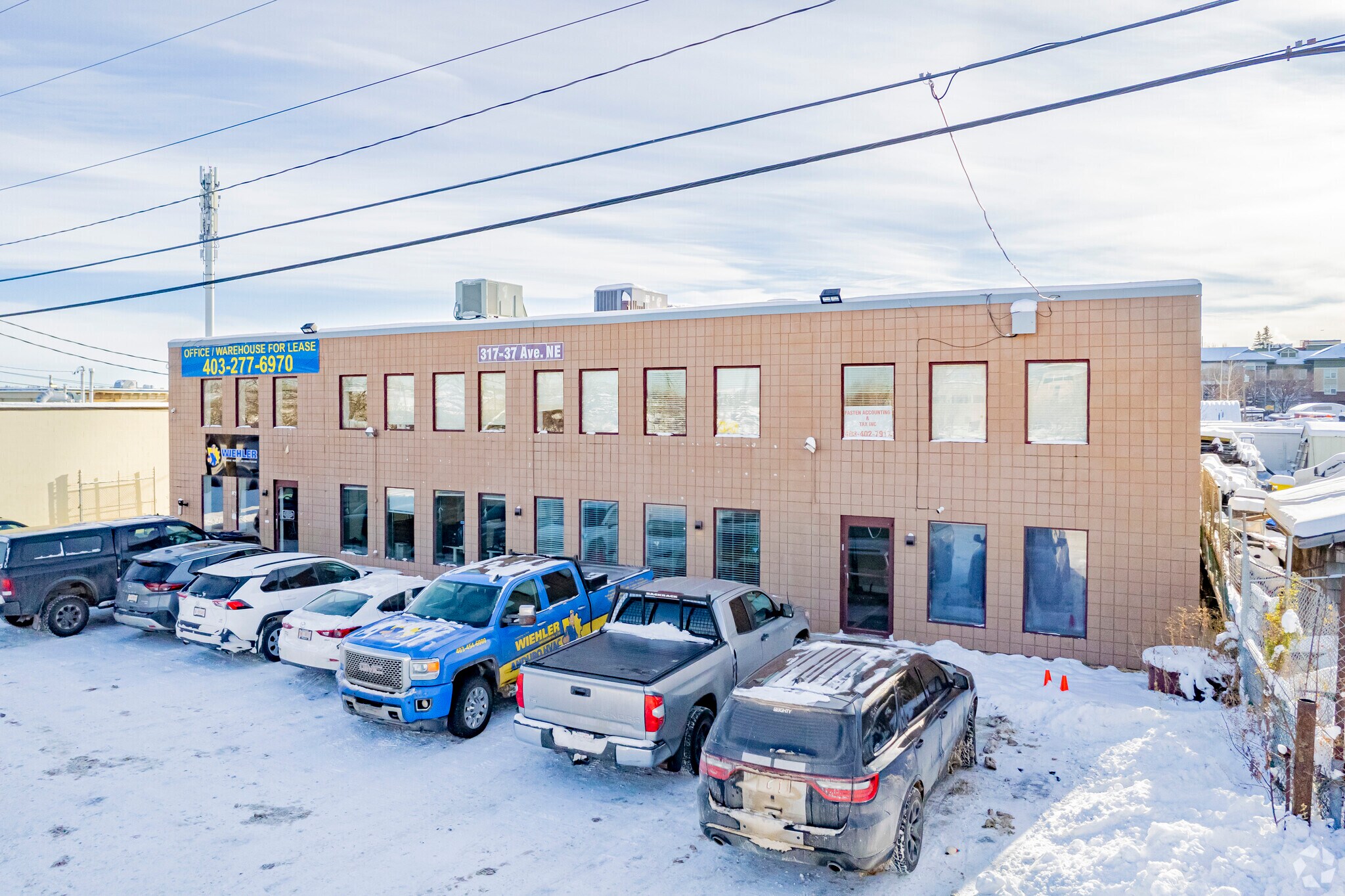 317 37th Ave NE, Calgary, AB à vendre Photo principale- Image 1 de 1