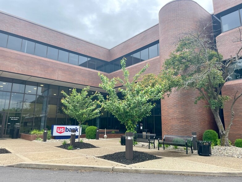 1 Mid Rivers Mall Dr, Saint Peters, MO for lease - Building Photo - Image 1 of 6