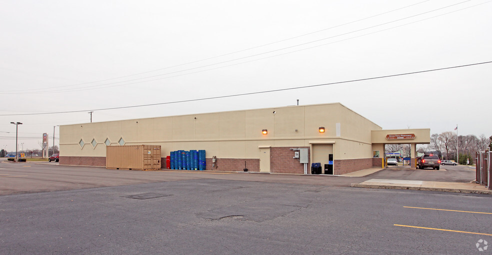 557 N Cedar St, Imlay City, MI for lease - Building Photo - Image 2 of 2