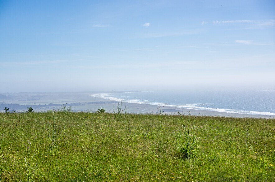 16401 South Highway 1, Manchester, CA à vendre - Photo du bâtiment - Image 3 de 52
